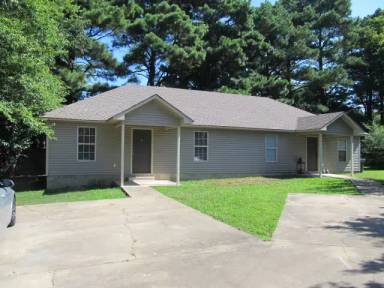 Main picture of 614 Lisa Ln