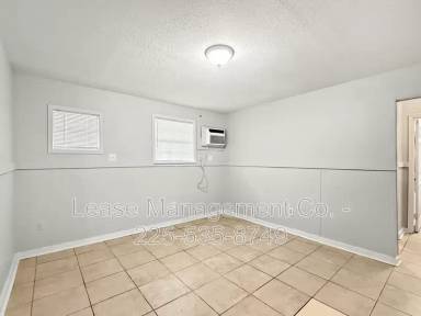 Main picture of 524 Starrett Rd