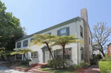 Main picture of 9753 W Olympic Blvd