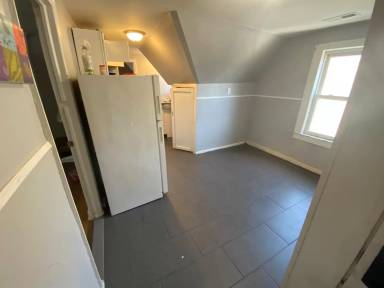 Main picture of 597 Brooks St