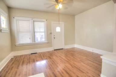 Main picture of 227 Dover St