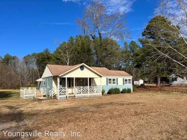 Main picture of 3021 NC 561 Hwy