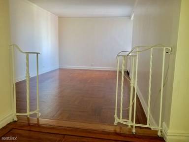 Main picture of 495 E 178th St