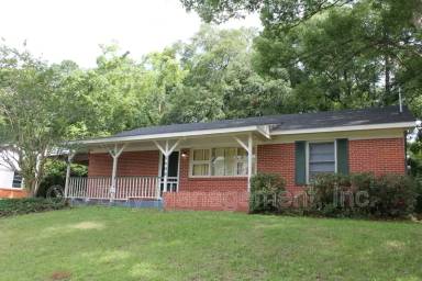 Main picture of 5608 Morlee Dr S