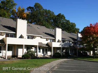 Main picture of 28 Rose Ln