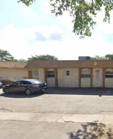 Main picture of 5220 NW 24th St