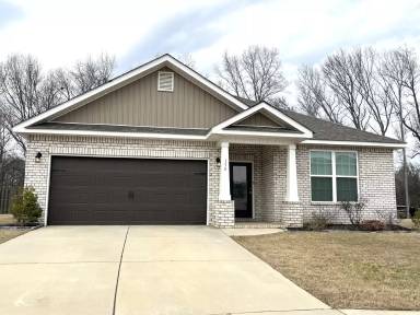 Main picture of 154 Fernhill Dr NW