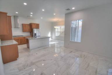 Main picture of 4336 Wymont Cir NE