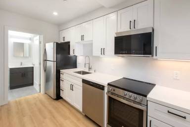 Main picture of 839 Broderick St