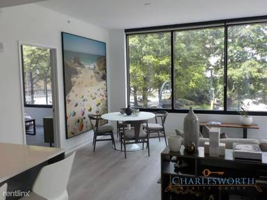 Main picture of 549 Peachtree St NE
