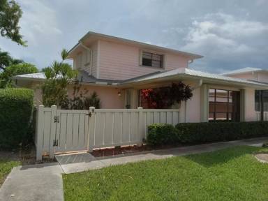 Main picture of 1772 Gulfstream Ave