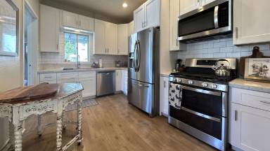 Main picture of 5265 Magnolia Ave