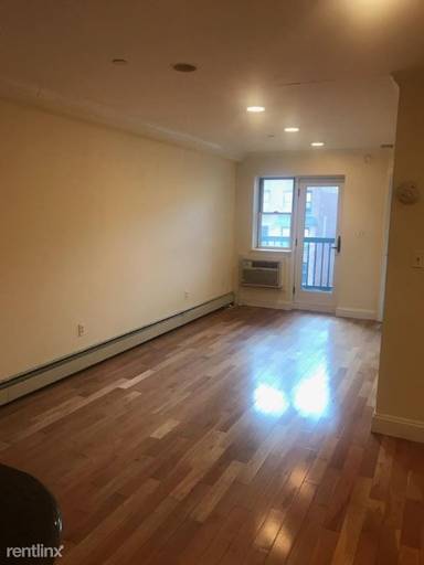 Main picture of 8371 116th St
