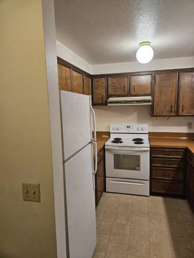 Main picture of 1099 Taylor St