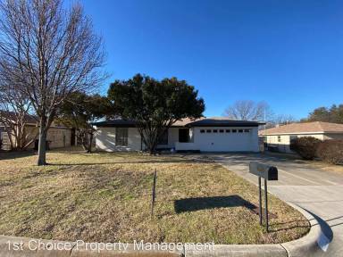 Main picture of 2932 Elsinor Dr