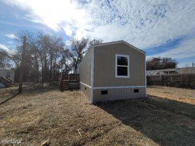 Main picture of 1600 Gale Dr