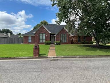 Main picture of 8218 Clinton Way Cv