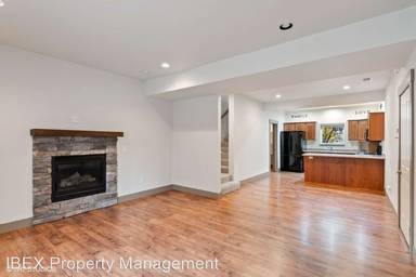 Main picture of 303 Dogwood Ave