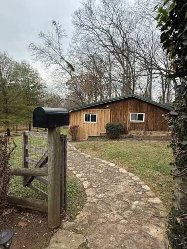 Main picture of 16306 Clarkes Gap Rd
