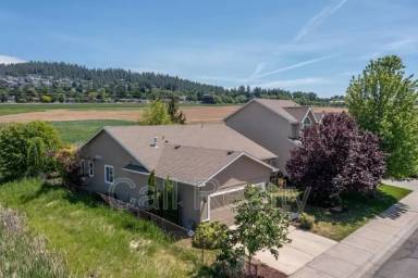 Main picture of 5211 S Myrtle Ln