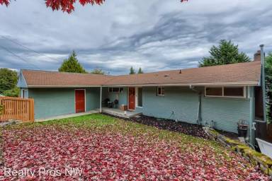 Main picture of 1318 Lake Washington Blvd S