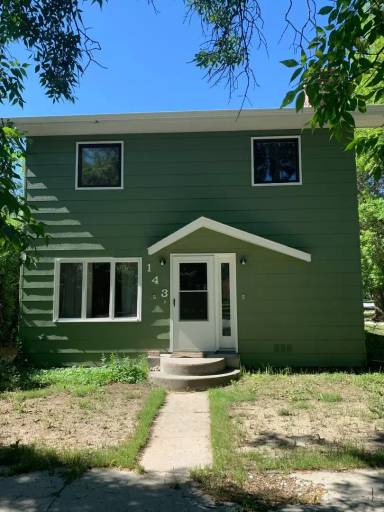 Main picture of 143 W 4th Ave N