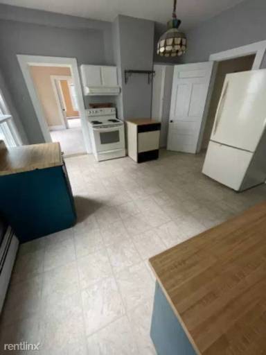 Main picture of 115 Winter St