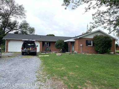 Main picture of 8757 Upper Strasburg Rd