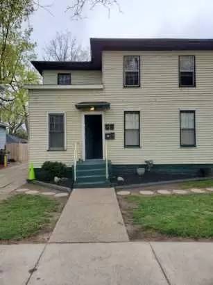 Main picture of 715 Locust St