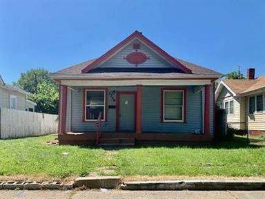 Main picture of 3736 N Kenwood Ave