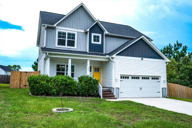 Main picture of 103 Chestwood Ct