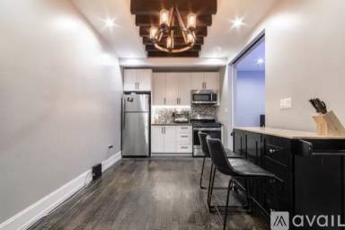 Main picture of 959 Carroll St