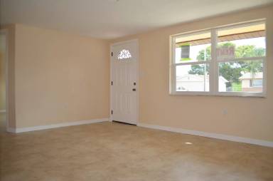 Main picture of 9041 Lunar Ln