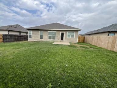 Main picture of 8003 Fieldstone Dr