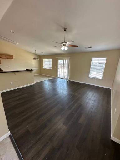 Main picture of 2751 Florence Ave