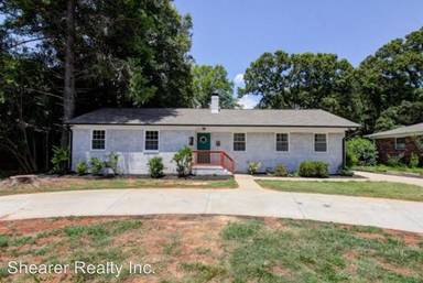 Main picture of 1801 Tyvola Rd