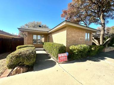 Main picture of 8614 Memphis Ave