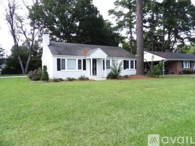 Main picture of 106 Rowe Ave NW