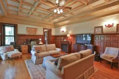 Main picture of 223 Madison Ave