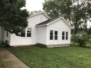 Main picture of 2514 S 11th St