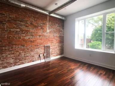 Main picture of 3028 W Diamond St