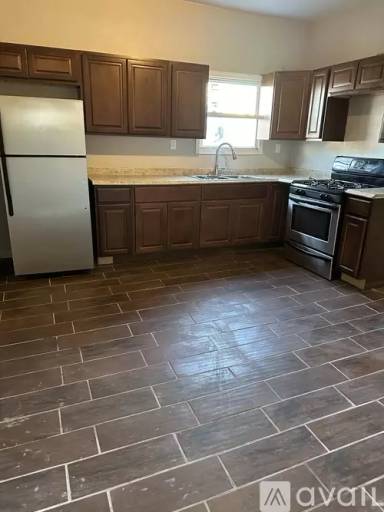 Main picture of 239 21st St