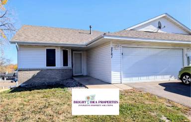 Main picture of 2761 Douglas Dr N