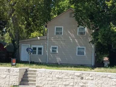 Main picture of 404 Bluemont Ave