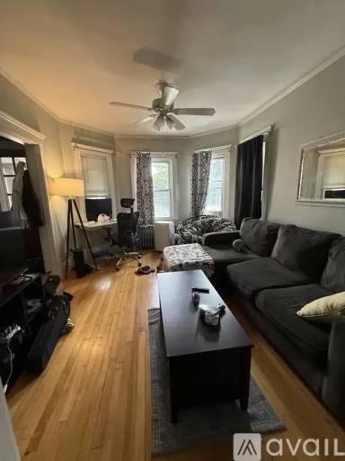Main picture of 10 Vermont Ave