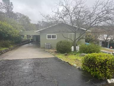Main picture of 55 Greenbrier Dr