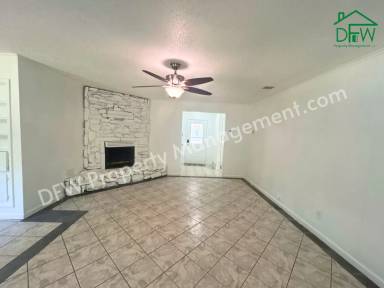 Main picture of 1011 Fayette Dr