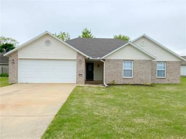 Main picture of 1633 S Tally Ho Dr