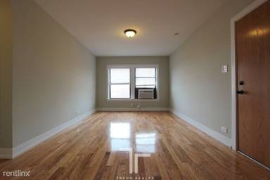 Main picture of 550 W Arlington Pl Apartments