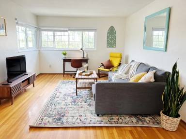 Main picture of 4159 Madison Ave
